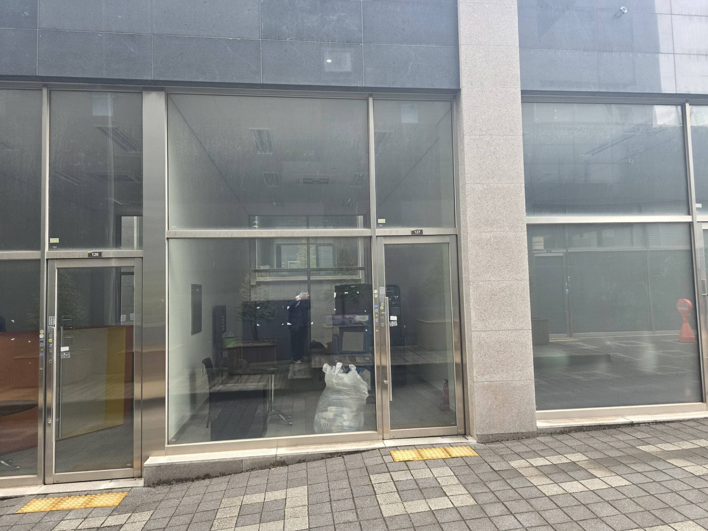경기도 화성시 영천동 873-4 동탄역메가비즈타워씨동 제1층 제127호