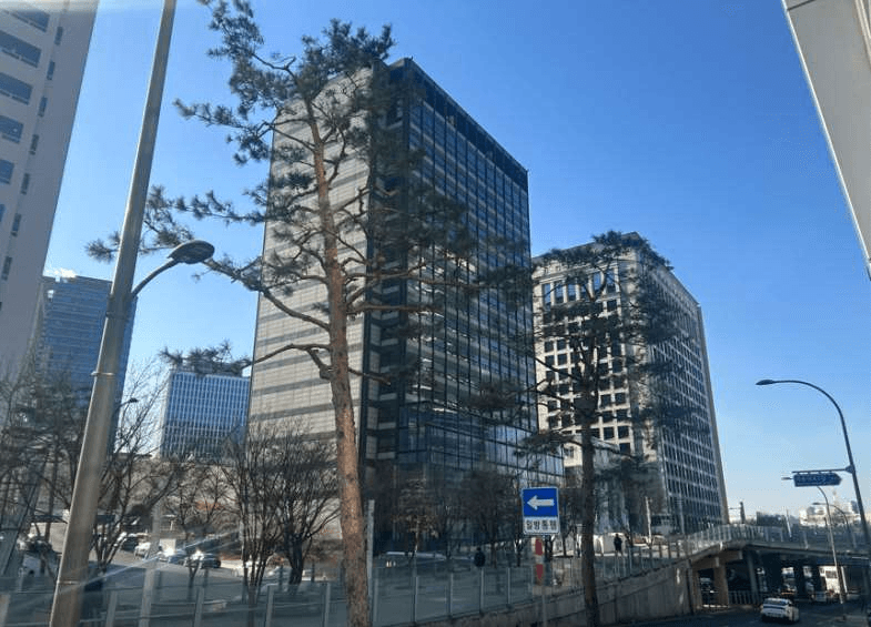서울특별시 중구 남대문로5가 526 위 지상 서울로타워 기타상가용및업무용 외 5건