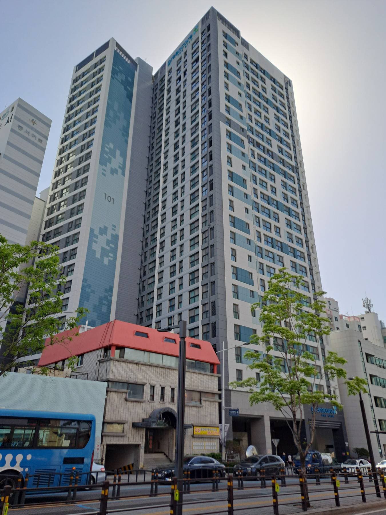 부산광역시 동래구 낙민동 288-44 낙민역삼정그린코아더시티 제101동 제3층 제301호