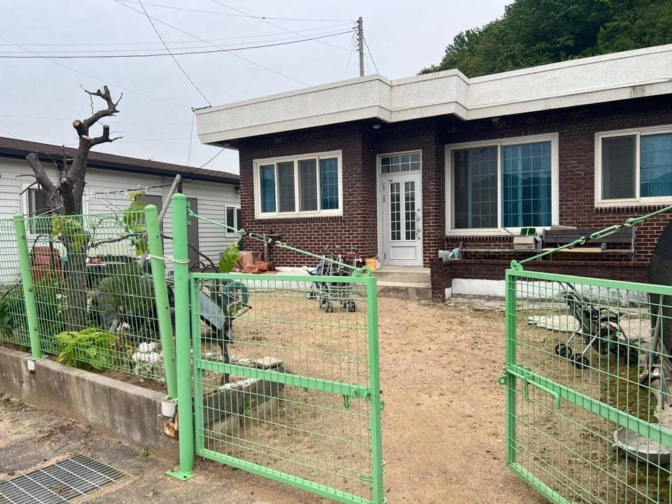 경상남도 하동군 금성면 궁항리 240-33