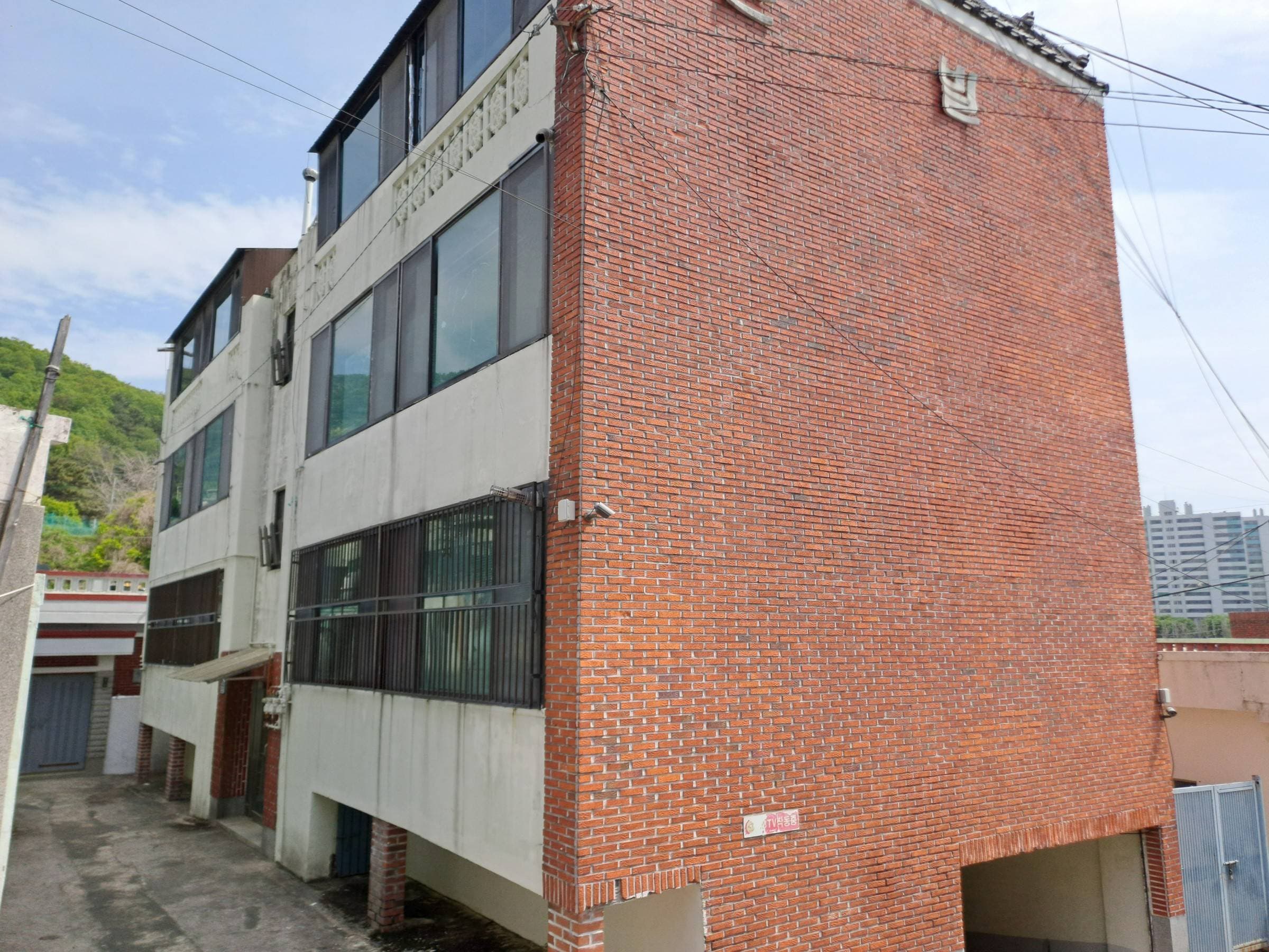 부산광역시 금정구 부곡동 670-6 제2층 제102호