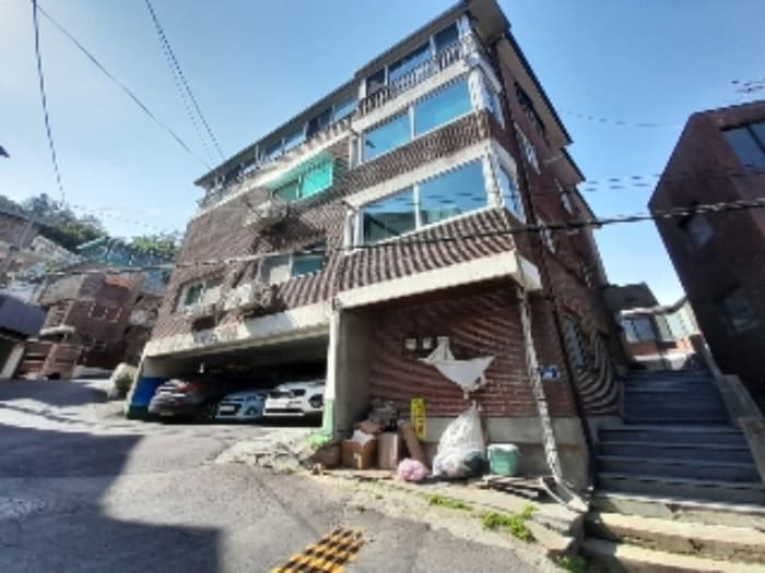 서울특별시 서대문구 연희동 51 3층301호