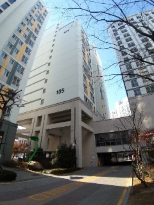 서울특별시 강서구 양천로10길 38, 제판매시설2동 제2층 제105동201호 (방화동, 신마곡벽산블루밍)