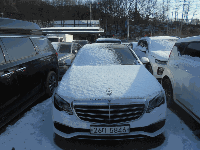 벤츠 E300 2019년식