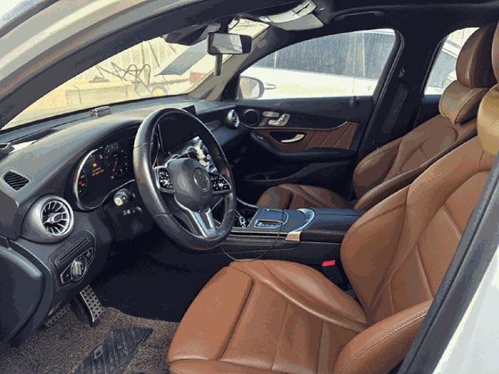 벤츠 Mercedes-Benz GLC300 4MATIC Coupe