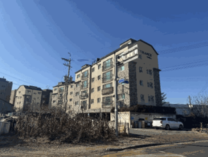 경기도 파주시 상지석동 557-7  4층402호