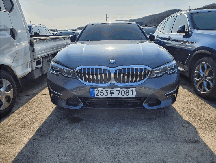 BMW BMW 320d xDrive 2022년식