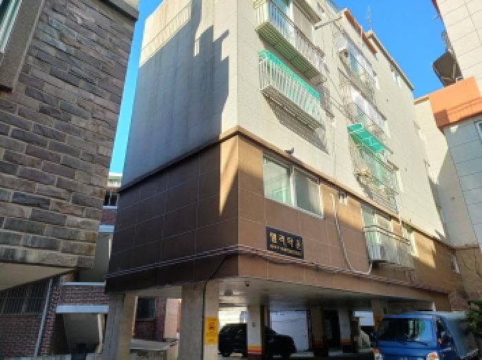 경기도 부천시 원미구 계남로301번길 9-7, 2층 201호 (춘의동,엘리타운)