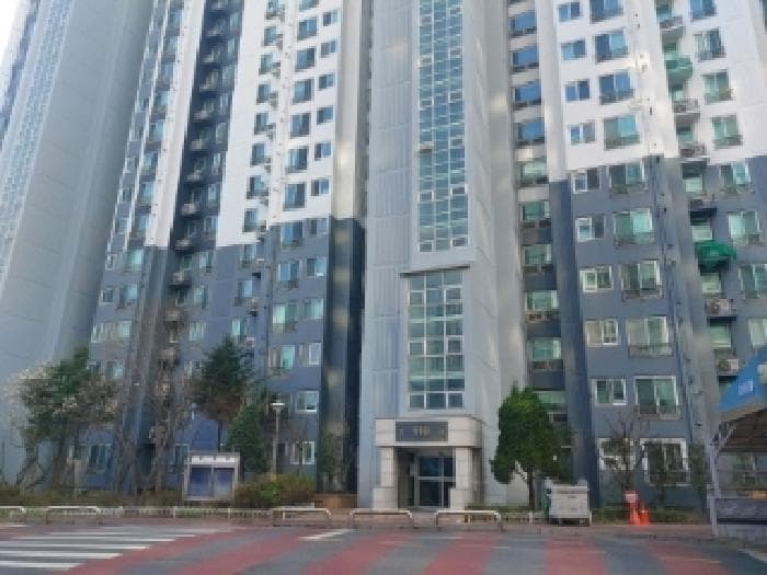 경기도 수원시 팔달구 우만동 600 월드메르디앙아파트 108동 17층1704호