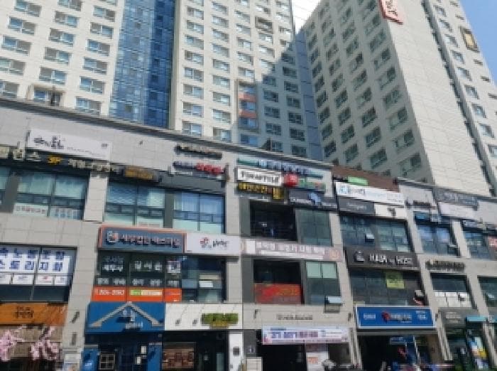 경기도 수원시 영통구 영통동 1012-1 영통역아이파크  1층159호
