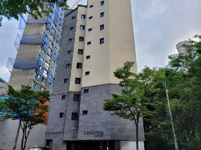 경기도 용인시 수지구 신봉동 130-7  6층601호