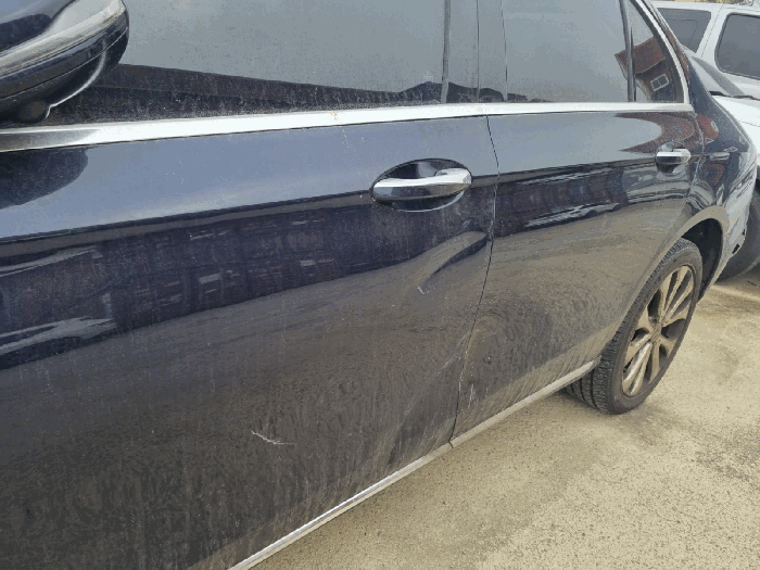 벤츠 E300 4Matic 2019년식