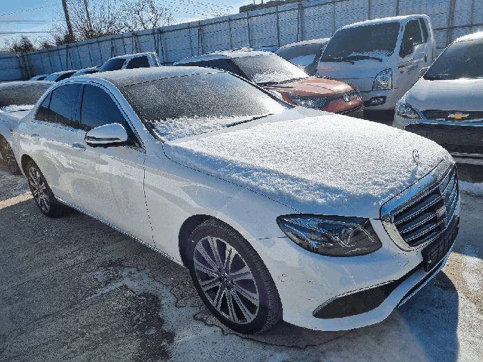 벤츠 E400 4Matic 2018년식