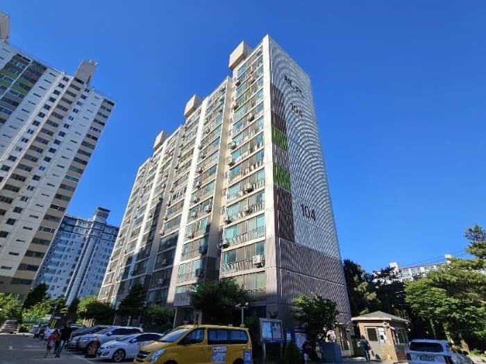 경기도 이천시 장호원읍 서동대로 8844-15, 104동 3층303호 (장호원현대아파트)