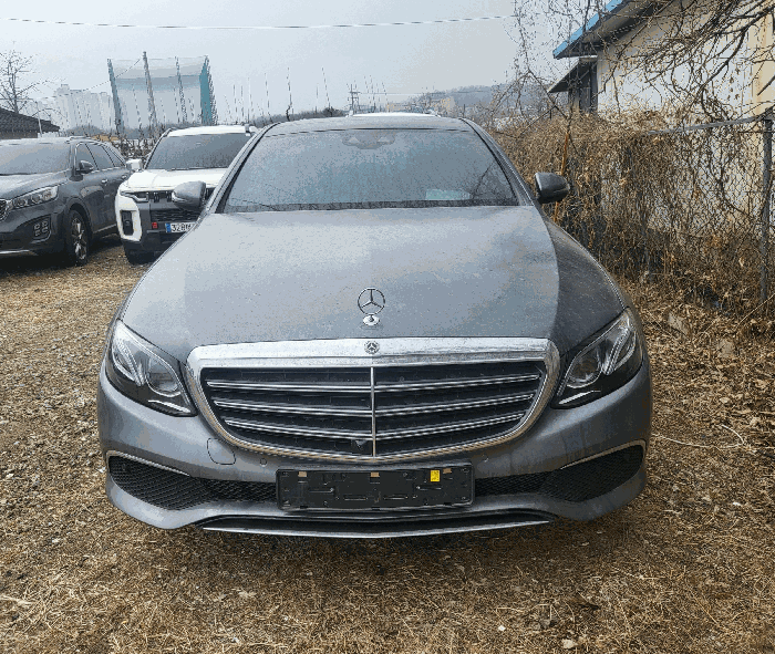 벤츠 E300 4Matic 2019년식