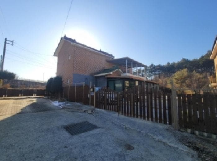 충청북도 청주시 청원구 내수읍 은곡리 126-16 제1동