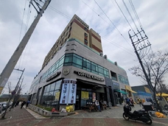 충청북도 청주시 흥덕구 외북동 317 아크로폴리스  1층105호