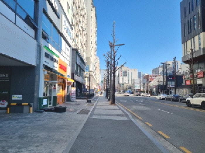 대전광역시 유성구 봉명동 640-6 라온팰리스 1동 2층204호