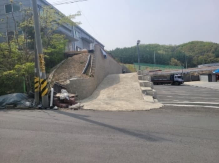 충청남도 천안시 동남구 목천읍 충절로 704 (1동)