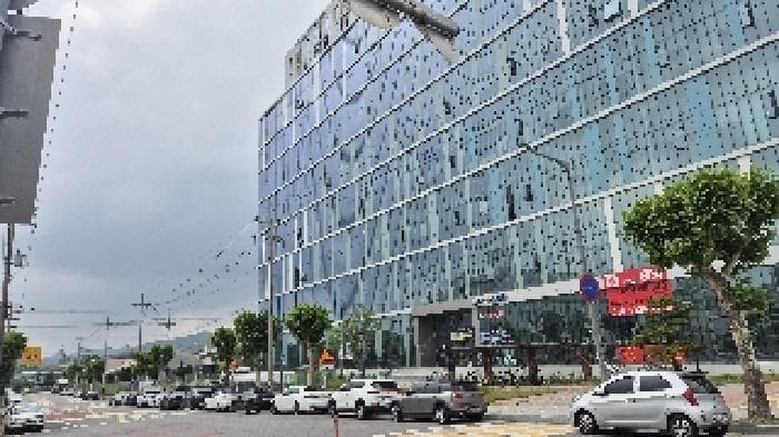 충청남도 천안시 서북구 차암동 13 룩소르비즈타워주건축물제1동  1층125호