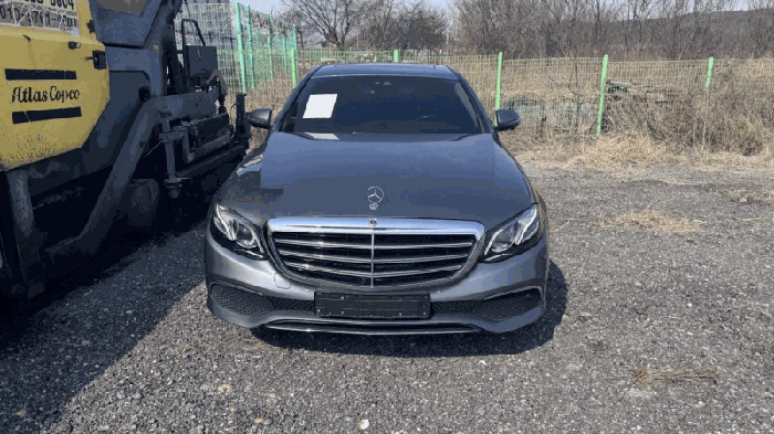 벤츠 E300 4Matic 2018년식
