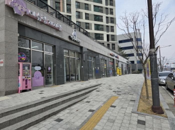 경상북도 영천시 완산동 1436 이편한세상센텀스타시티영천1블럭 상가동 1층105호