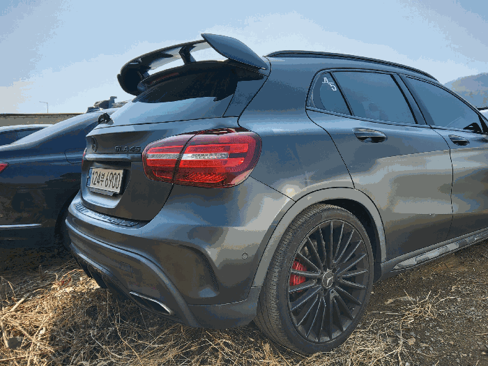 벤츠 Mercedes-AMG GLA45 4Matic 2018년식