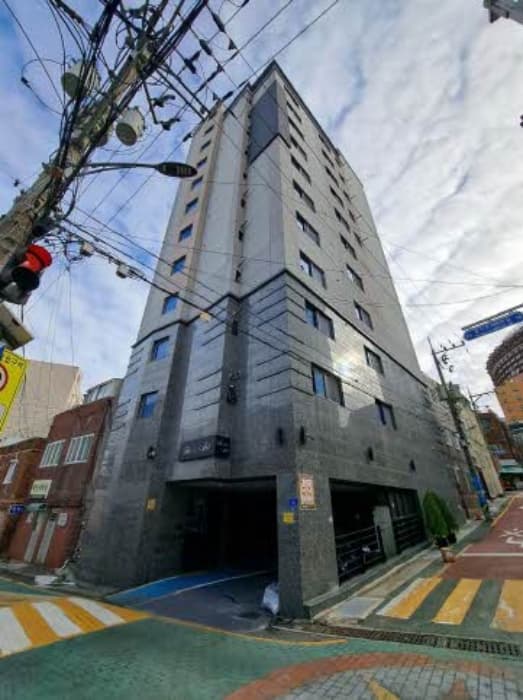 부산광역시 중구 중구로188번길 18, 2층201호 (영주동,디아트)