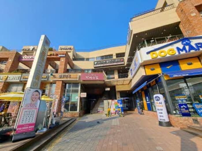 부산광역시 연제구 신금로 25, 1층151호 (연산동,노블레스스퀘어)