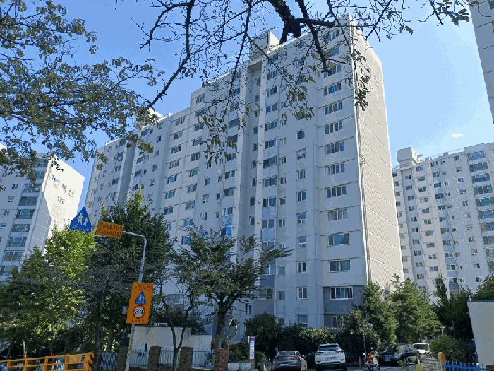 부산광역시 부산진구 가야동 669-9 벽산아파트 121동 1층103호