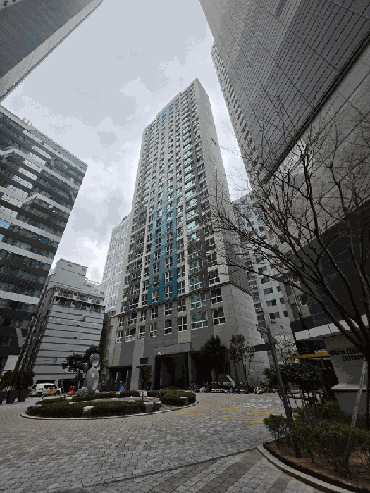 부산광역시 금정구 장전동 646-8 장전삼정그린코아더베스트 103동 4층 401호