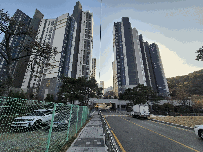 부산광역시 해운대구 반여동 1682 해운대센텀트루엘1단지 102동 14층1402호