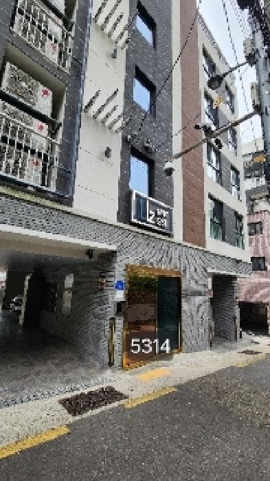 부산광역시 수영구 광안동 1055-60 엘이즈지60  2층201호