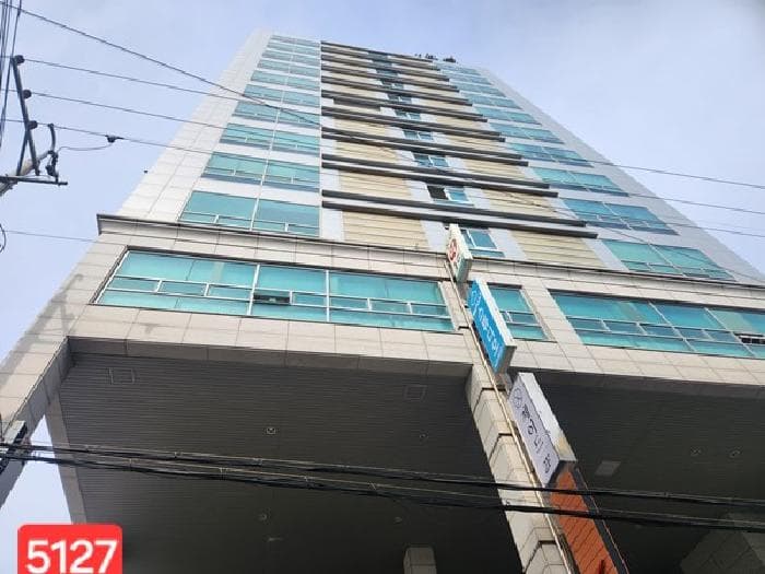 부산광역시 남구 대연동 74-2 대연동동일스위트  8층820호
