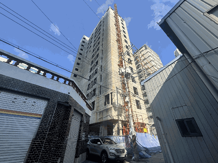 부산광역시 사하구 다대동 879 2층 201호