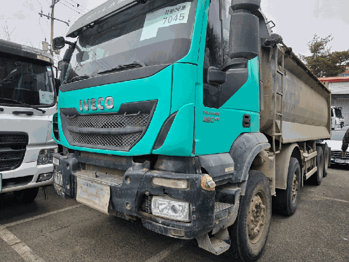IVECO 덤프트럭 2016년식