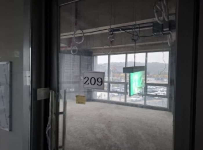 경상남도 진주시 개양로 120-41, 2층212호 (가좌동,코아루웰가)