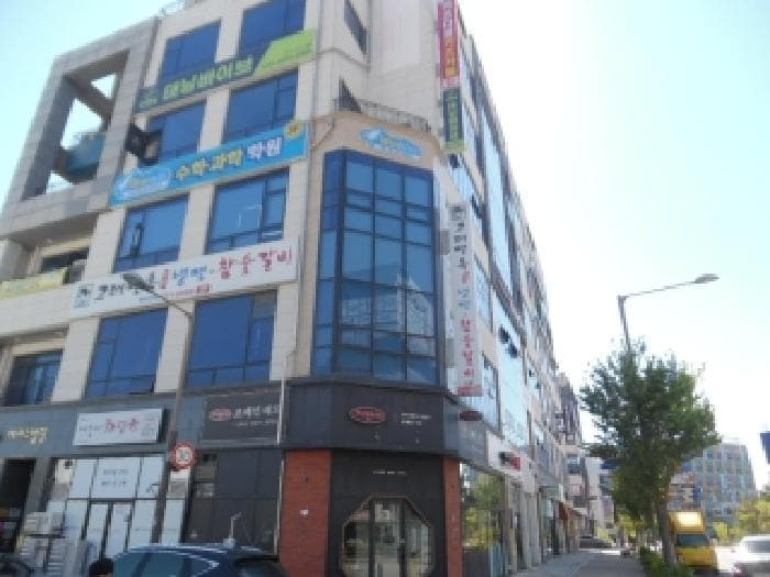 전북특별자치도 전주시 덕진구 송천동2가 1336-1 주건축물제1동  1층106호