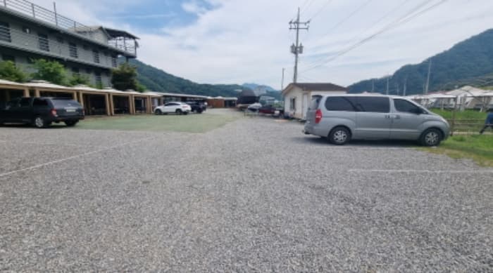 경기도 가평군 청평면 고재길 262-101 (비동)